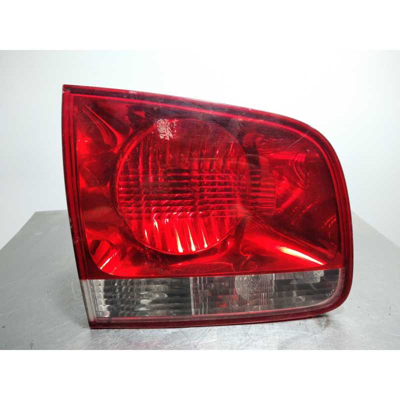 PILOTO TRASERO IZQUIERDO INTERIOR 7L6945093H 