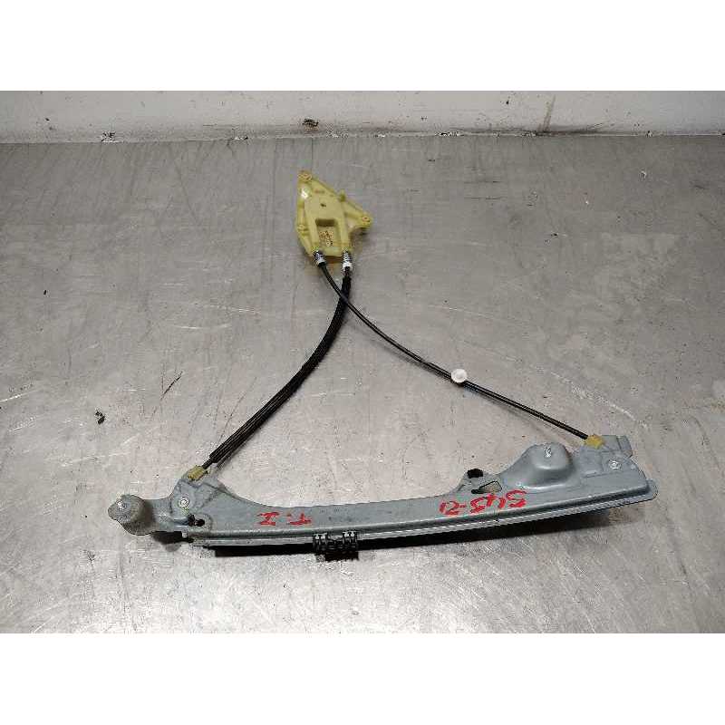 ELEVALUNAS TRASERO IZQUIERDO 827010001R 