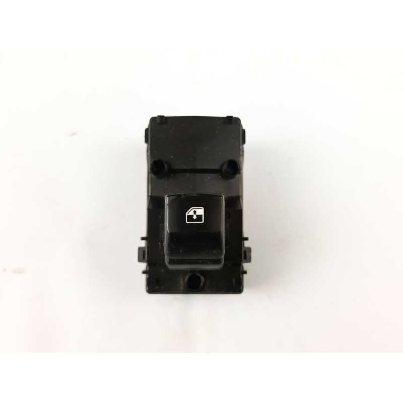 MANDO ELEVALUNAS DELANTERO DERECHO 93575J7000 