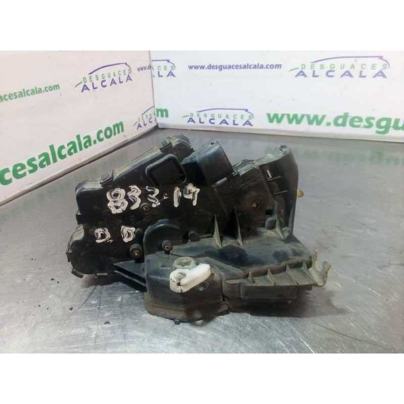 CERRADURA PUERTA DELANTERA DERECHA 7 PINES 