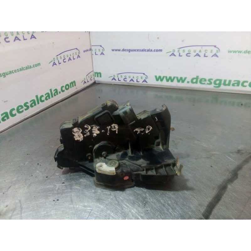 CERRADURA PUERTA TRASERA DERECHA 7 PINES 