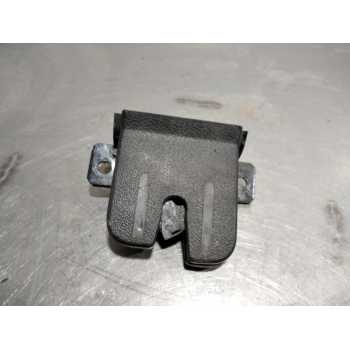 CERRADURA MALETERO / PORTON 7L6827505D 3 PINES 