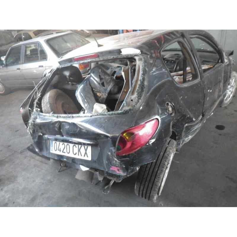 peugeot 206 berlina del año 2003