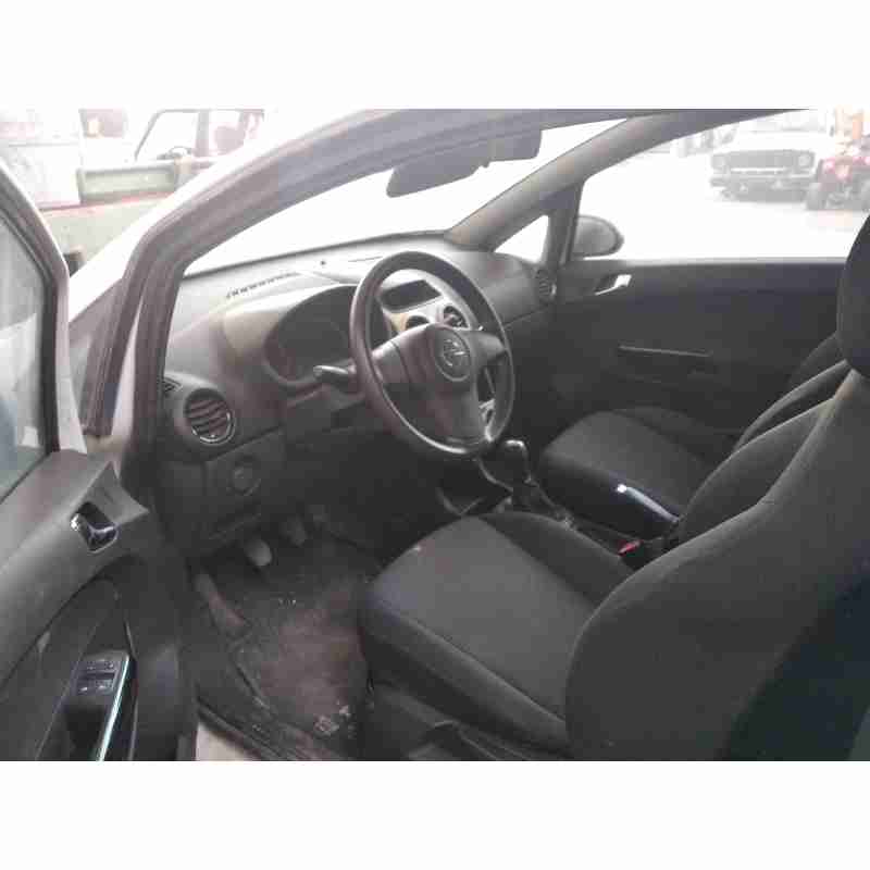 opel corsa d del año 2008