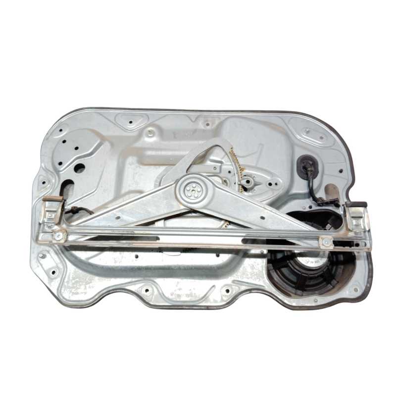 ELEVALUNAS DELANTERO DERECHO 3M51R23200DA 