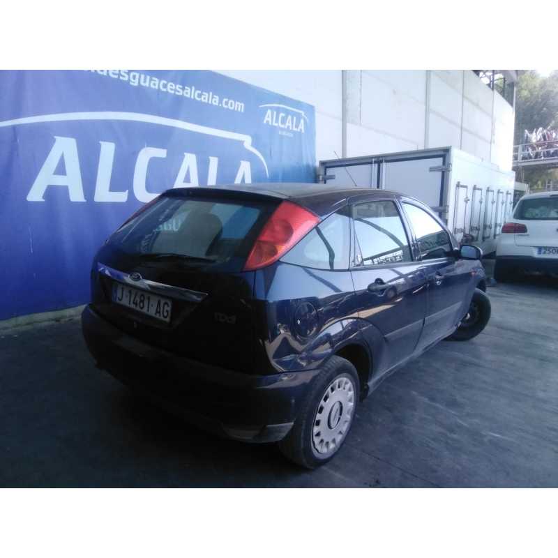 ford focus berlina (cak) del año 2000