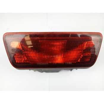 PILOTO TRASERO CENTRAL 26580ED50A PARAGOLPES 