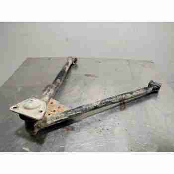 BRAZO SUSPENSION INFERIOR DELANTERO IZQUIERDO 