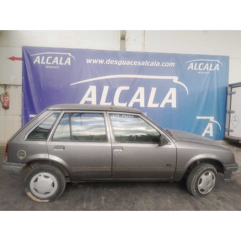 opel corsa a hatchback (s83) del año 1989