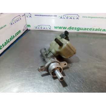 BOMBA FRENO 2 SALIDAS 
