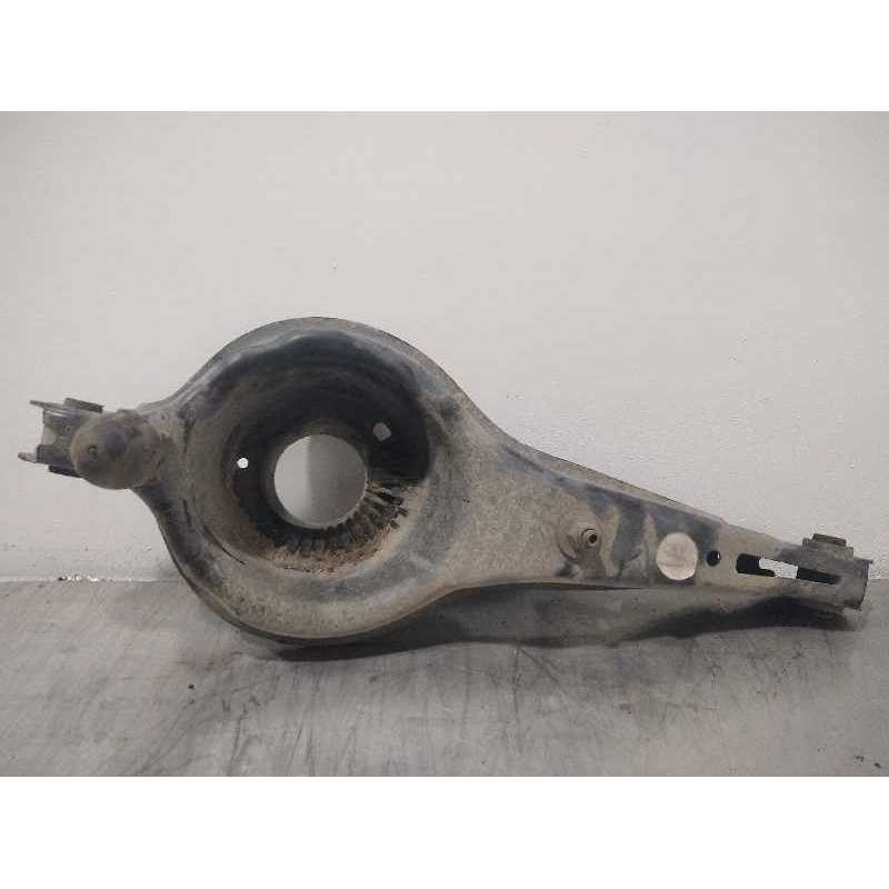 BRAZO SUSPENSION INFERIOR TRASERO DERECHO BV615K652AH 