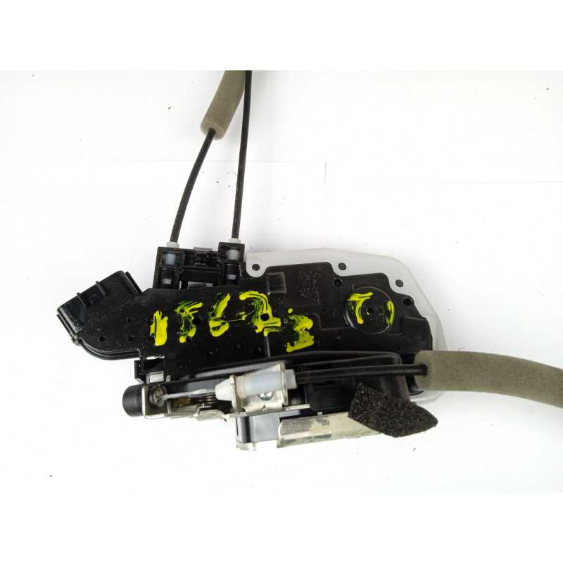 CERRADURA PUERTA TRASERA IZQUIERDA 825011KA0A 