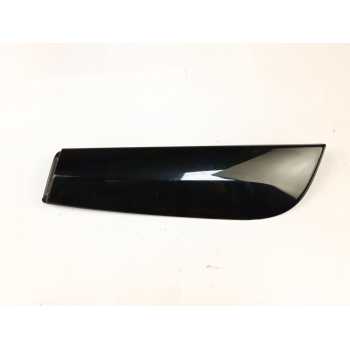 MOLDURA J685608500 
