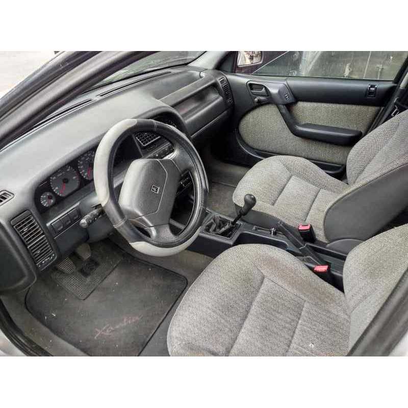 citroën xantia berlina del año 1993