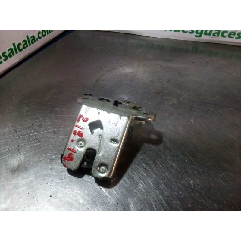 CERRADURA MALETERO / PORTON 8R0827505 4 PINES 