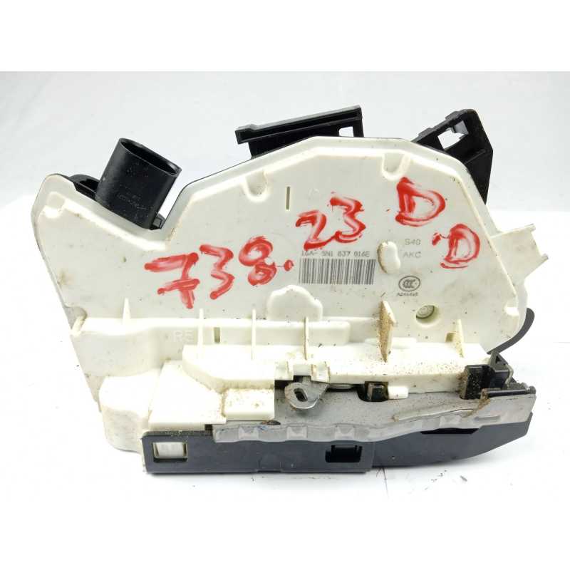 CERRADURA PUERTA DELANTERA DERECHA 5N1837016E 