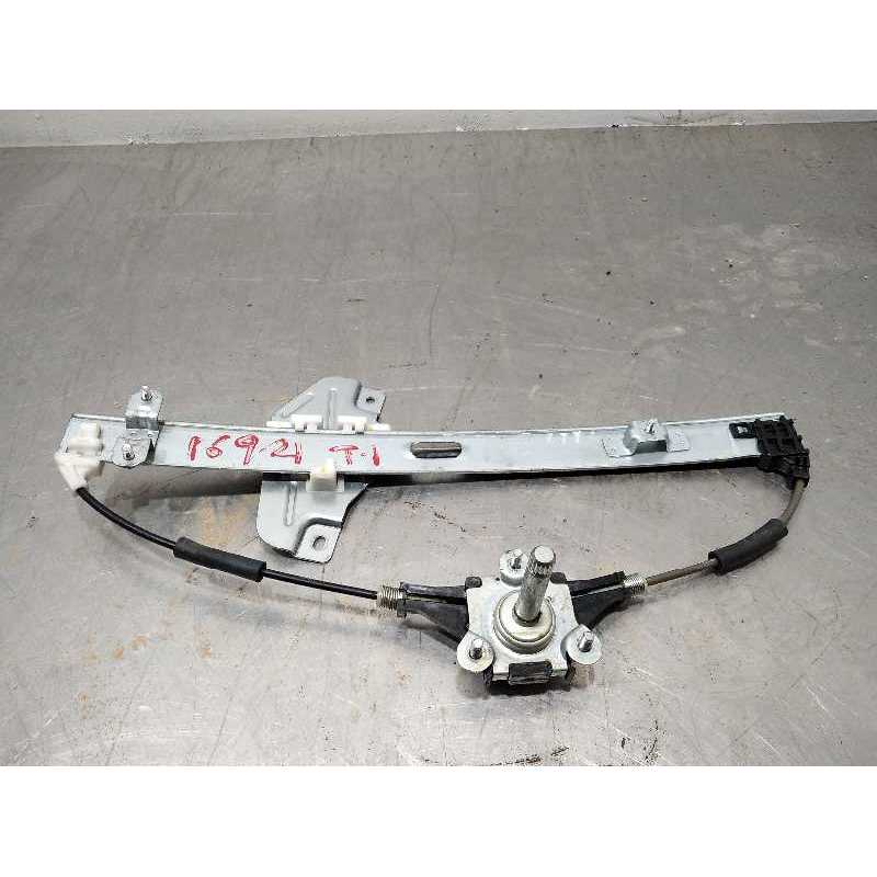 ELEVALUNAS TRASERO IZQUIERDO 834011W000 MANUAL 
