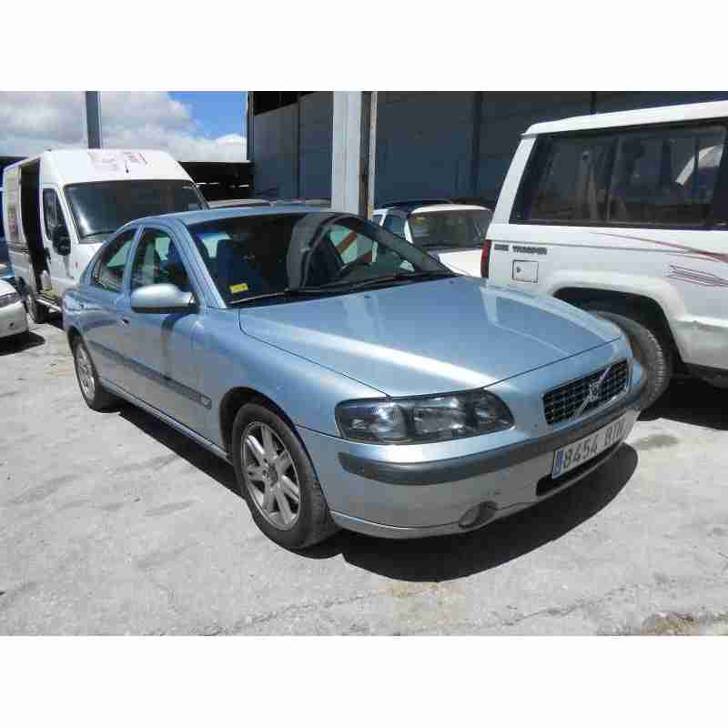 volvo s60 berlina del año 2002