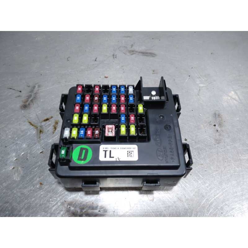 CAJA RELES / FUSIBLES 91950D3240 