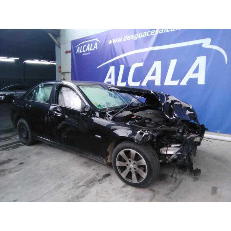 mercedes-benz clase c (w204) berlina del año 2011
