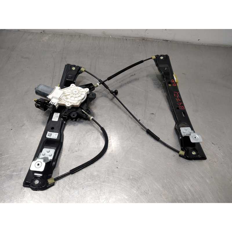ELEVALUNAS DELANTERO DERECHO BM51A23200BF 6 PINES 