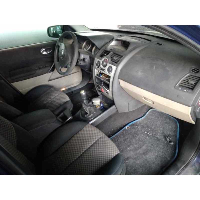 renault megane ii classic berlina del año 2004