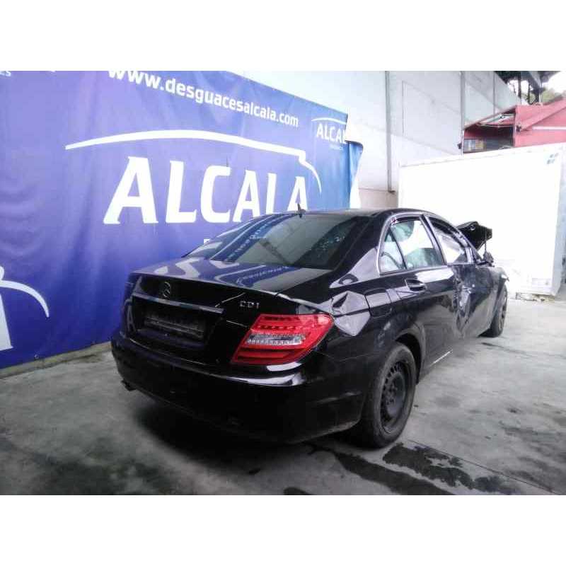 mercedes-benz clase c (w204) berlina del año 2011