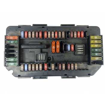 CAJA RELES / FUSIBLES 6114922487904 