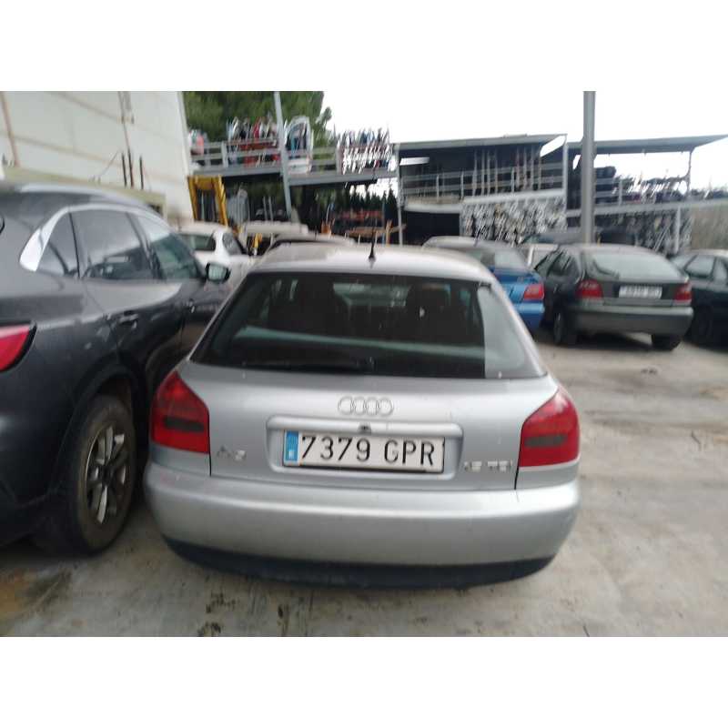 audi a3 (8l1) del año 1999