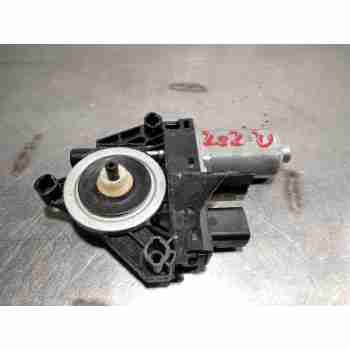 MOTOR ELEVALUNAS DELANTERO DERECHO 931400101 6 PINES