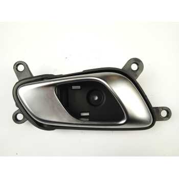 MANETA INTERIOR DELANTERA DERECHA 82623J7000 