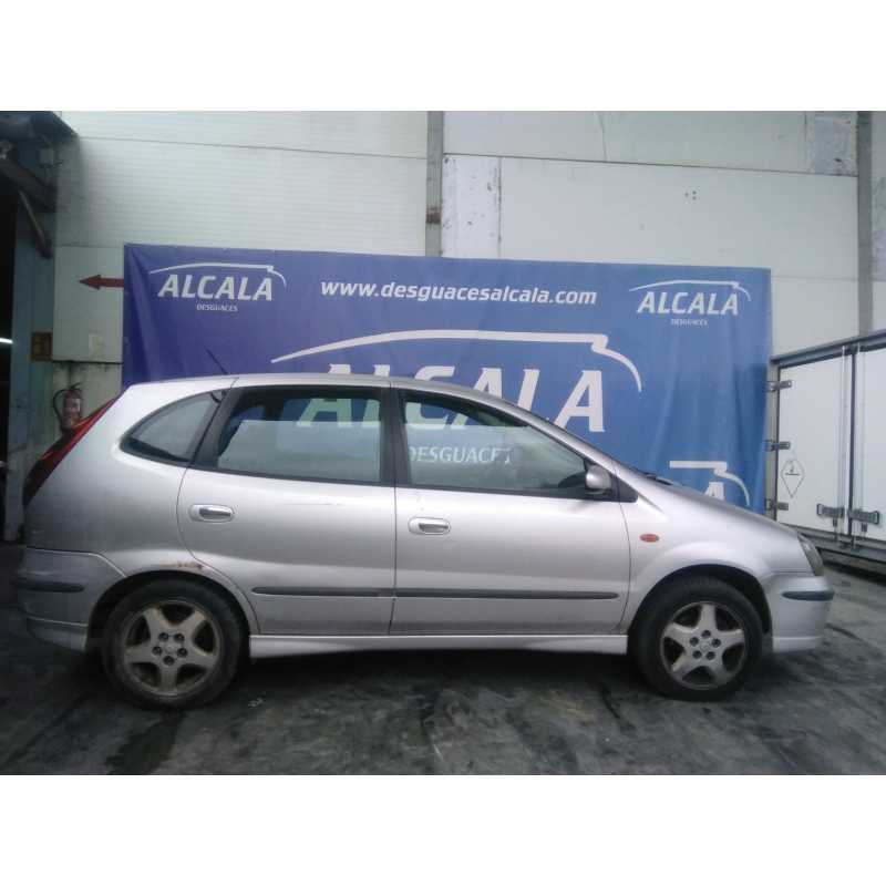 nissan almera tino (v10) del año 2001