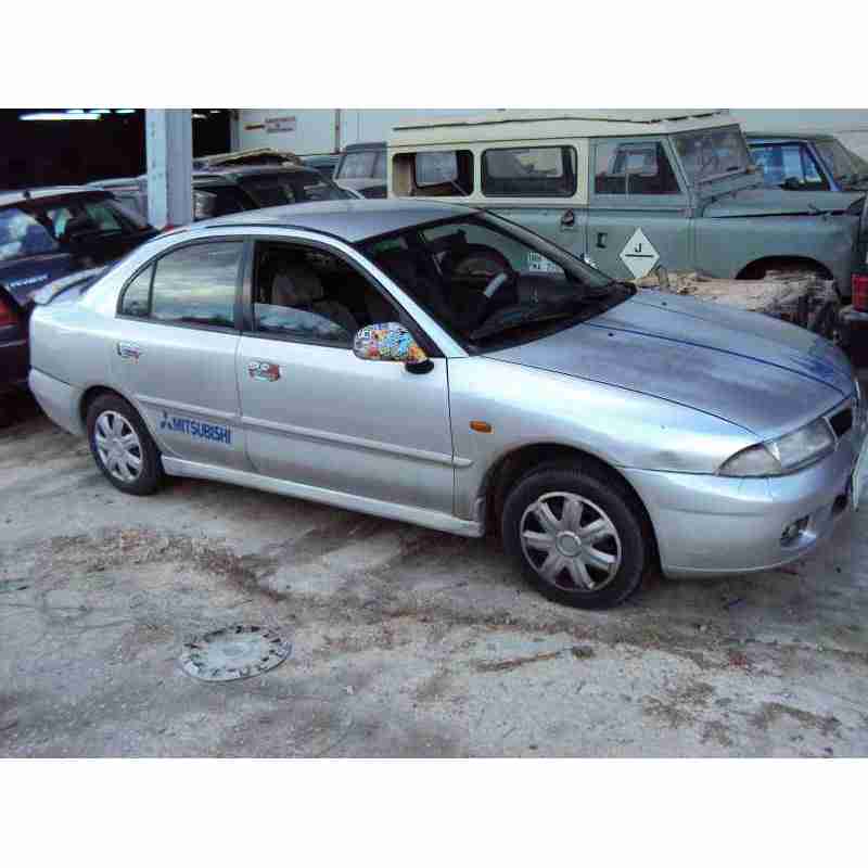 mitsubishi carisma berlina 4 (da0) del año 1998