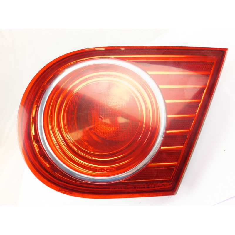 PILOTO TRASERO DERECHO INTERIOR 924023F080 