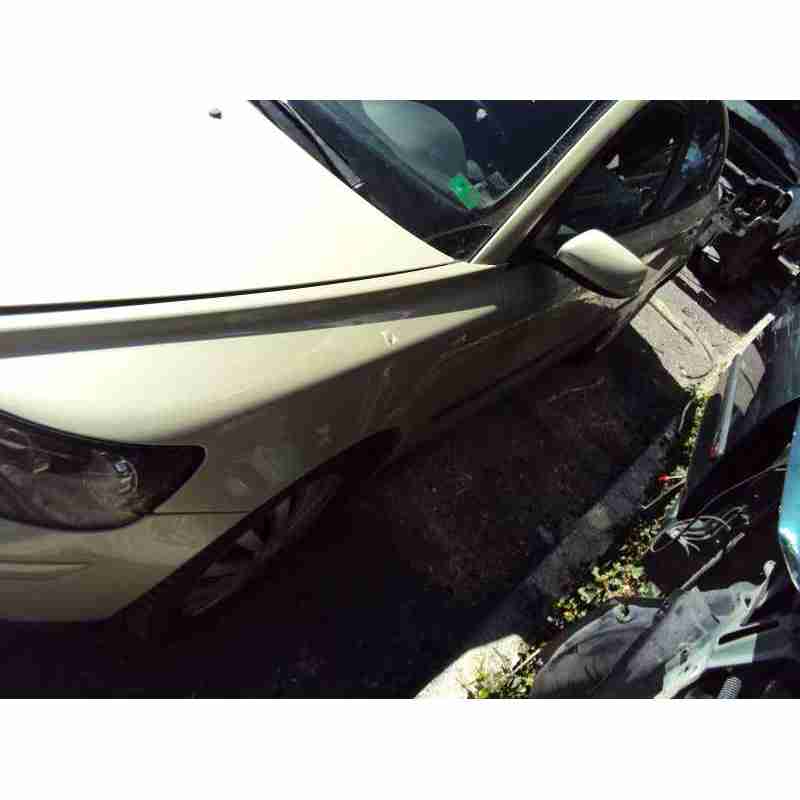 volvo s40 berlina del año 2004