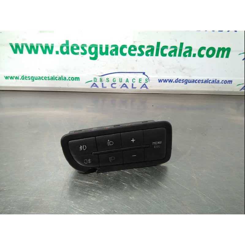 BOTON ANTINIEBLA 224170100000 PLASTICO PARTIDO 12 PINES