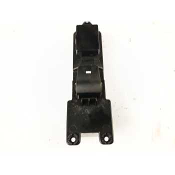 MANDO ELEVALUNAS TRASERO DERECHO 93580D3131 