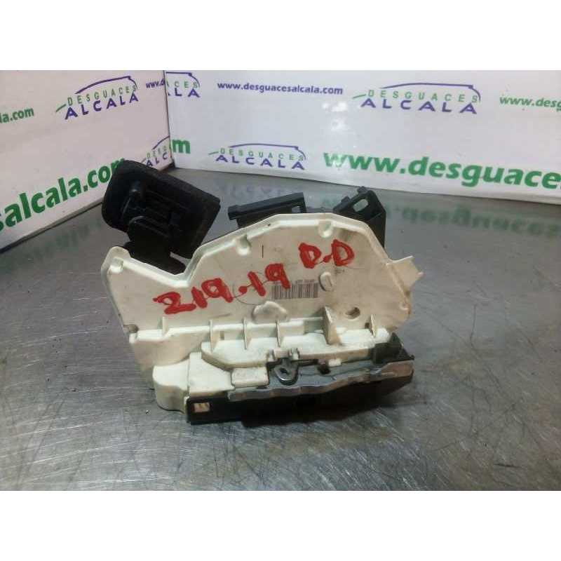 CERRADURA PUERTA DELANTERA DERECHA 5K1837016B 7 PINES 
