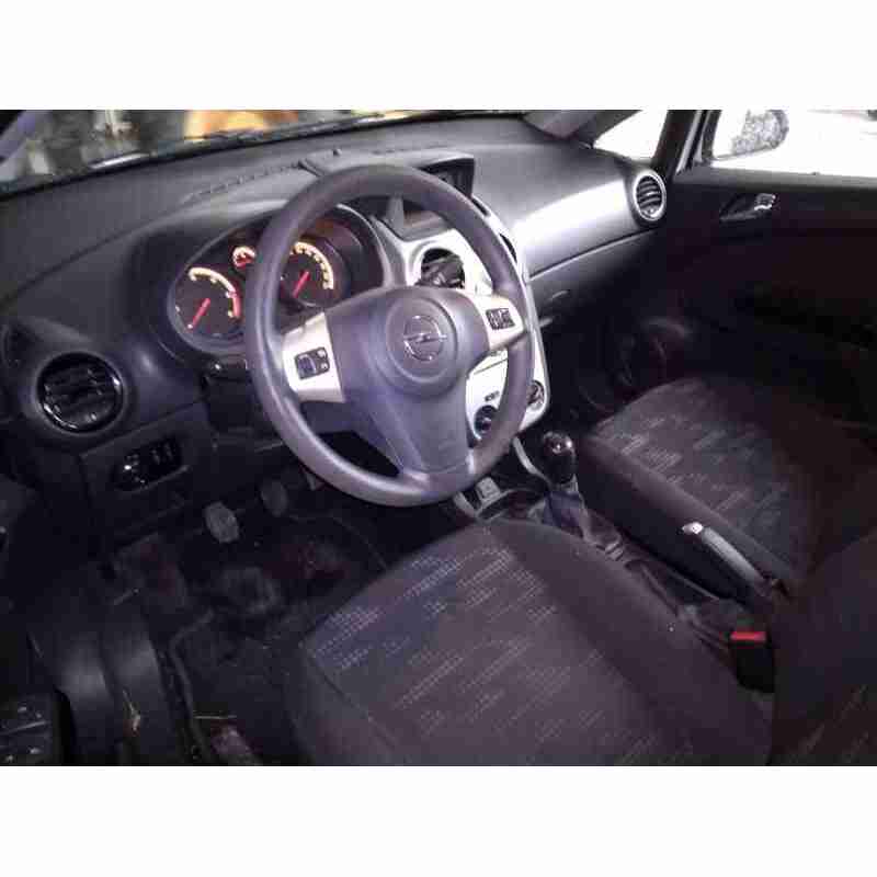 opel corsa d del año 2014