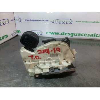 CERRADURA PUERTA TRASERA DERECHA 5K4839016H 7 PINES 
