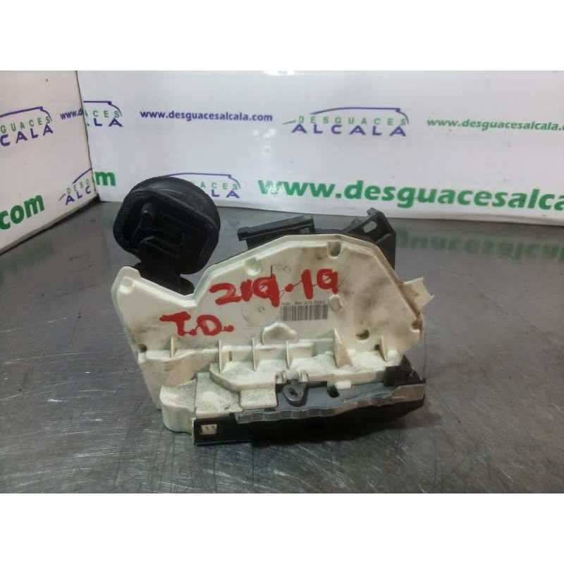 CERRADURA PUERTA TRASERA DERECHA 5K4839016H 7 PINES 