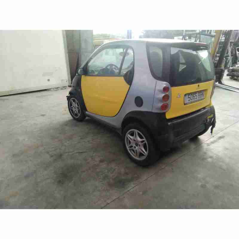 microcar smart del año 2000