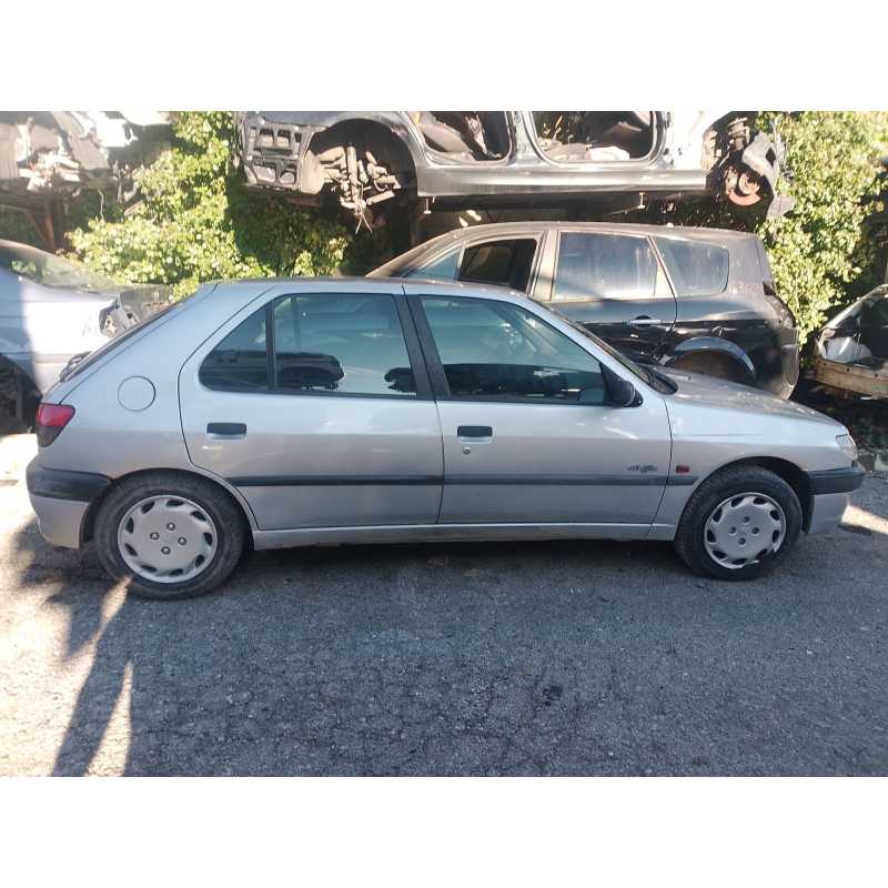 peugeot 306 hatchback (7a, 7c, n3, n5) del año 1999