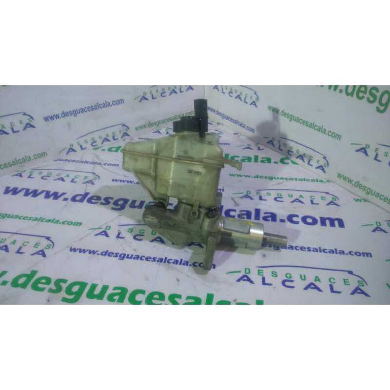 BOMBA FRENO 2 SALIDAS 