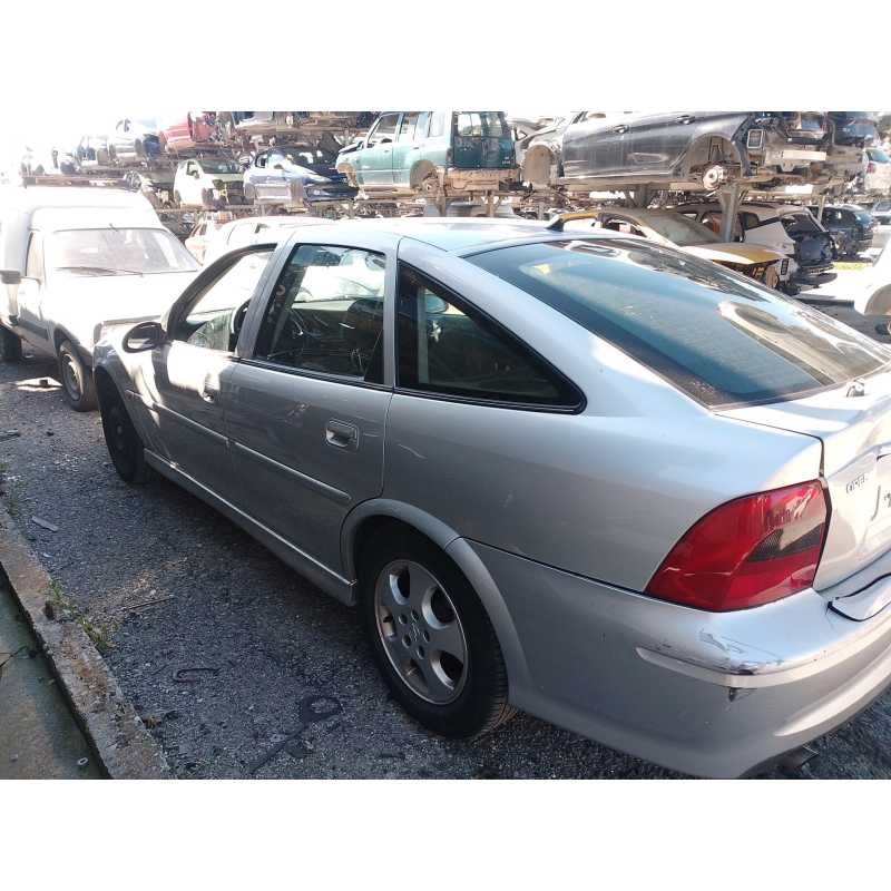 opel vectra b hatchback (j96) del año 2000