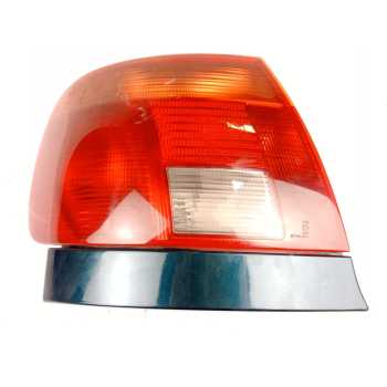 PILOTO TRASERO IZQUIERDO 8D0945095G 