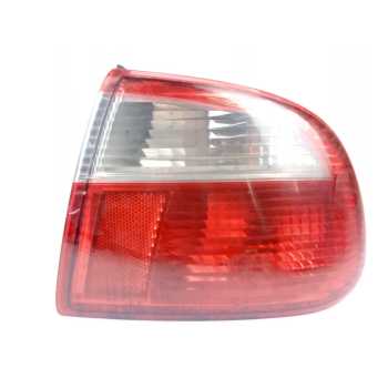 PILOTO TRASERO DERECHO M5945096B 
