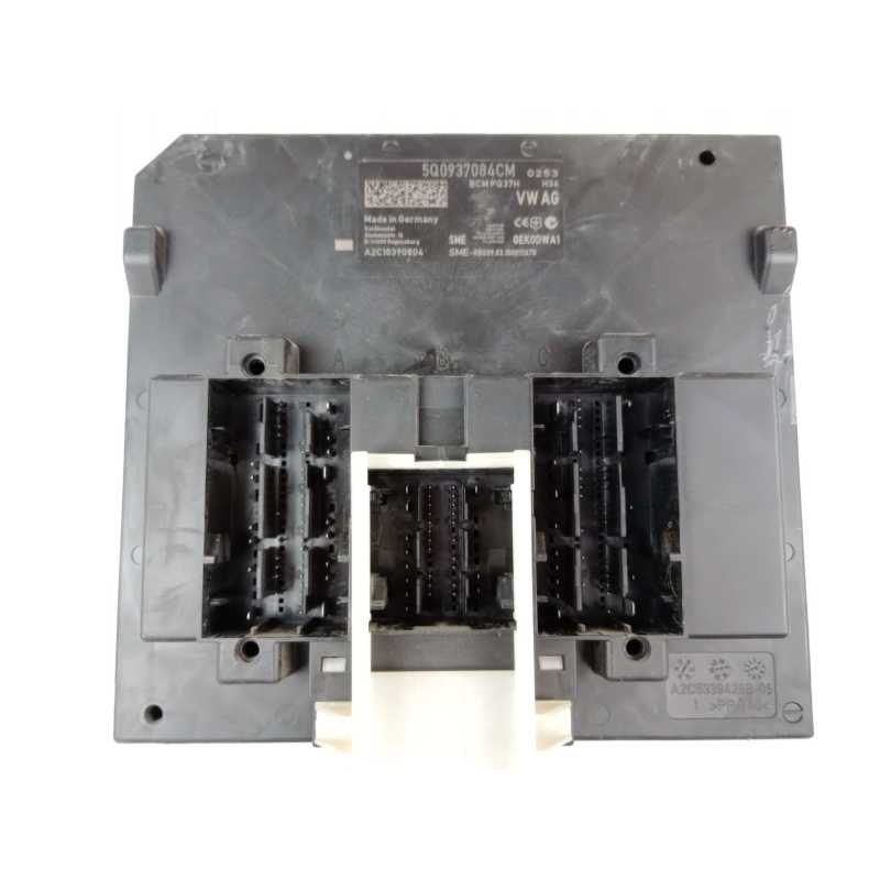 MODULO ELECTRONICO 5Q0937084CM 