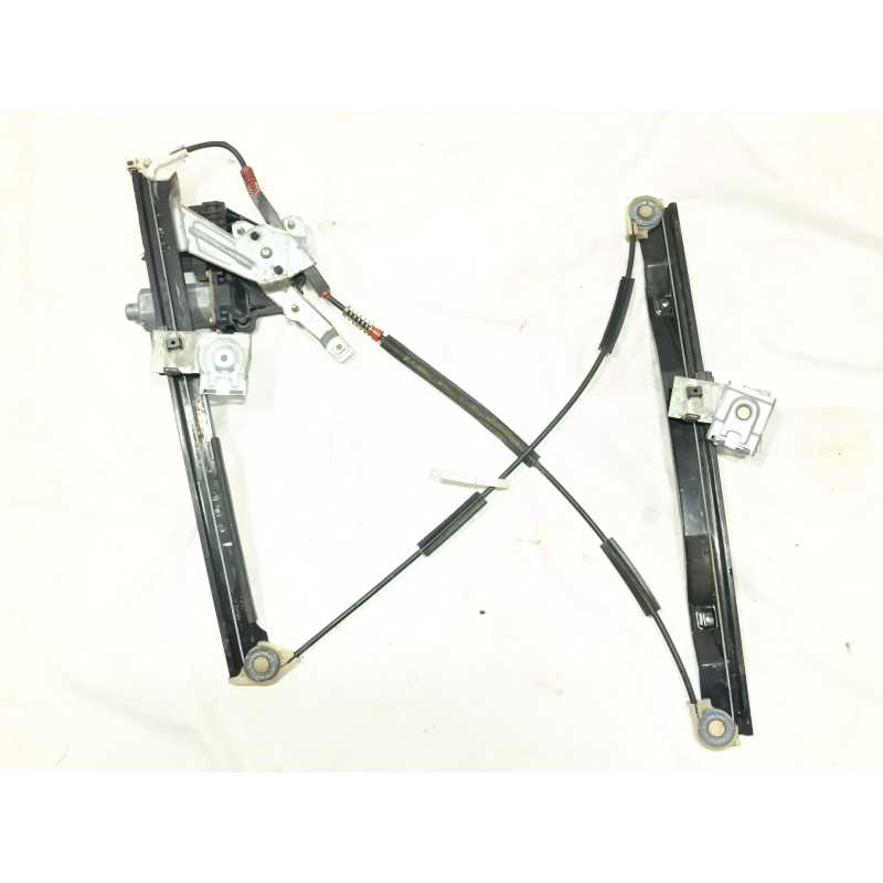 ELEVALUNAS DELANTERO DERECHO 1S71F23200BX 