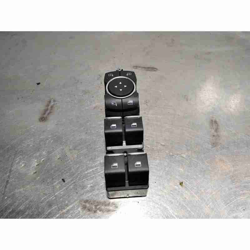 MANDO ELEVALUNAS DELANTERO IZQUIERDO H1BT14540DC 4 PINES 